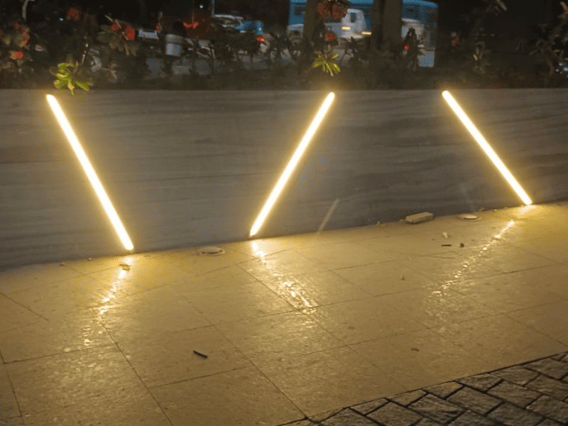 Angular Pathway Guide Lights