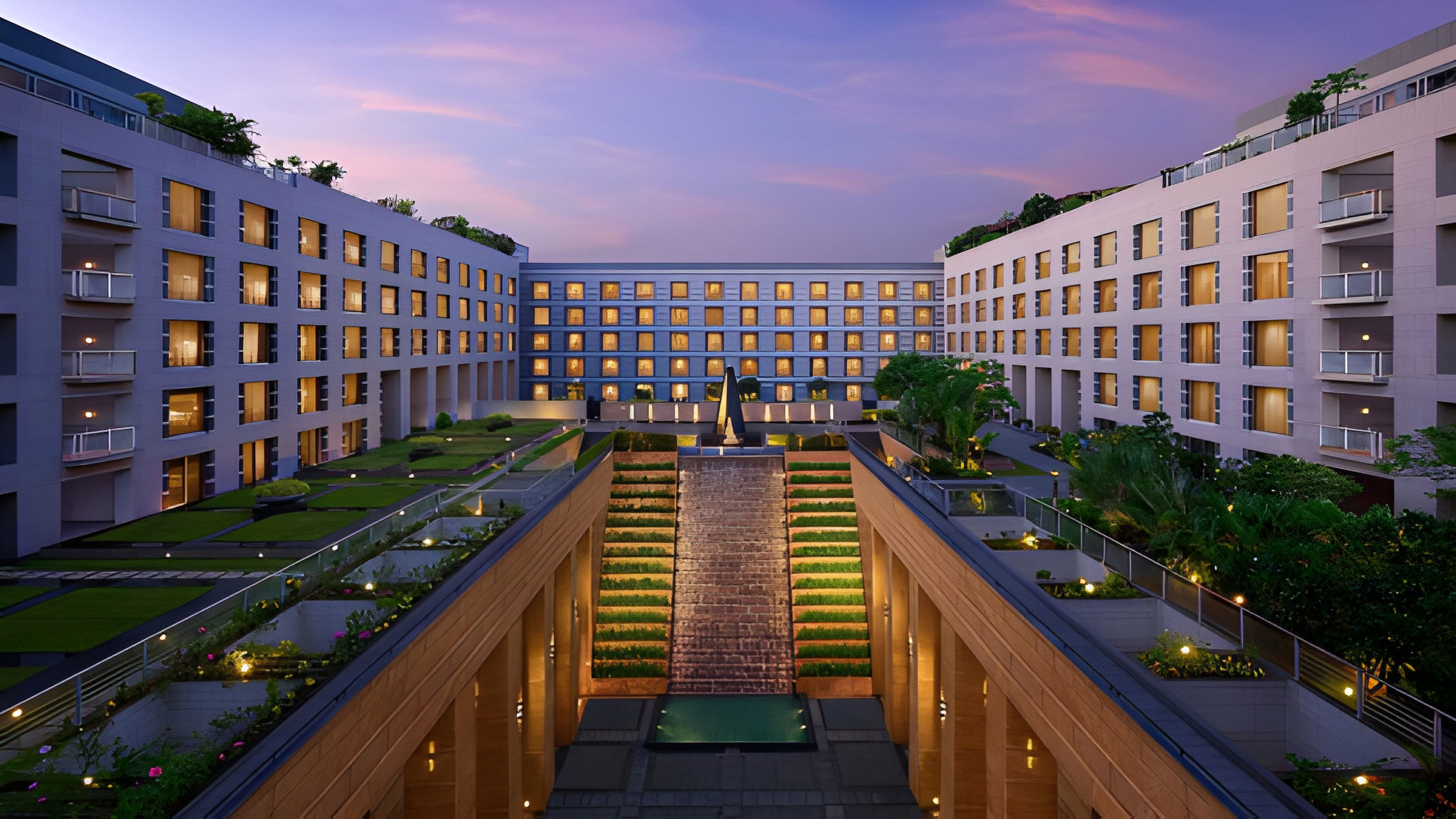 Grand Hyatt Gallery Image