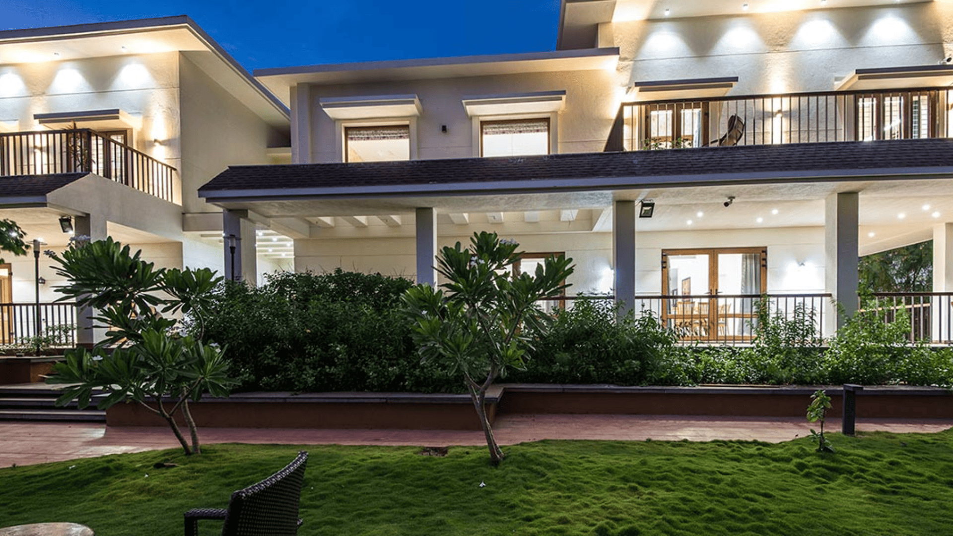 Luxury Bungalows Gallery Image