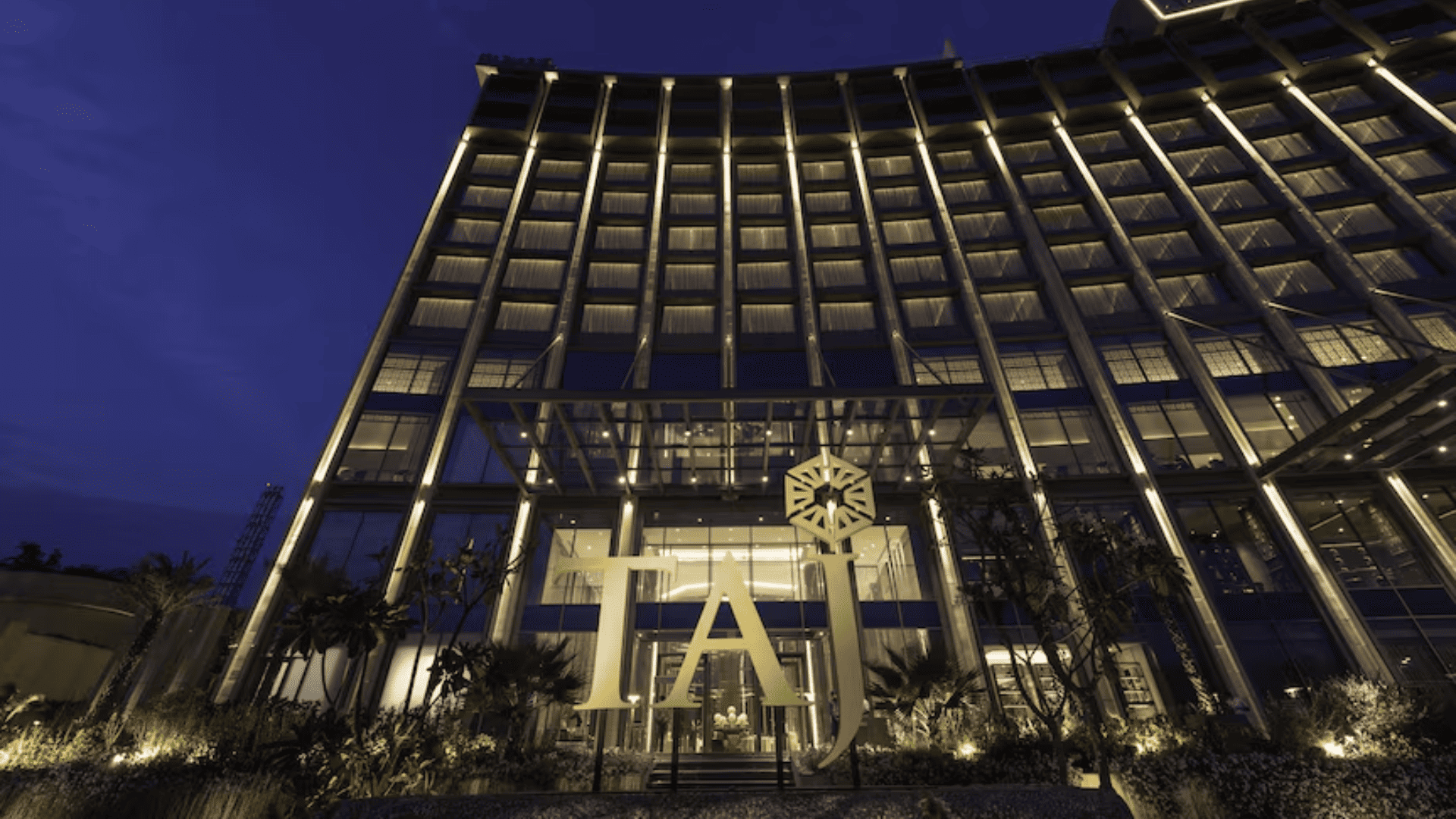 Taj Lakefront Gallery Image