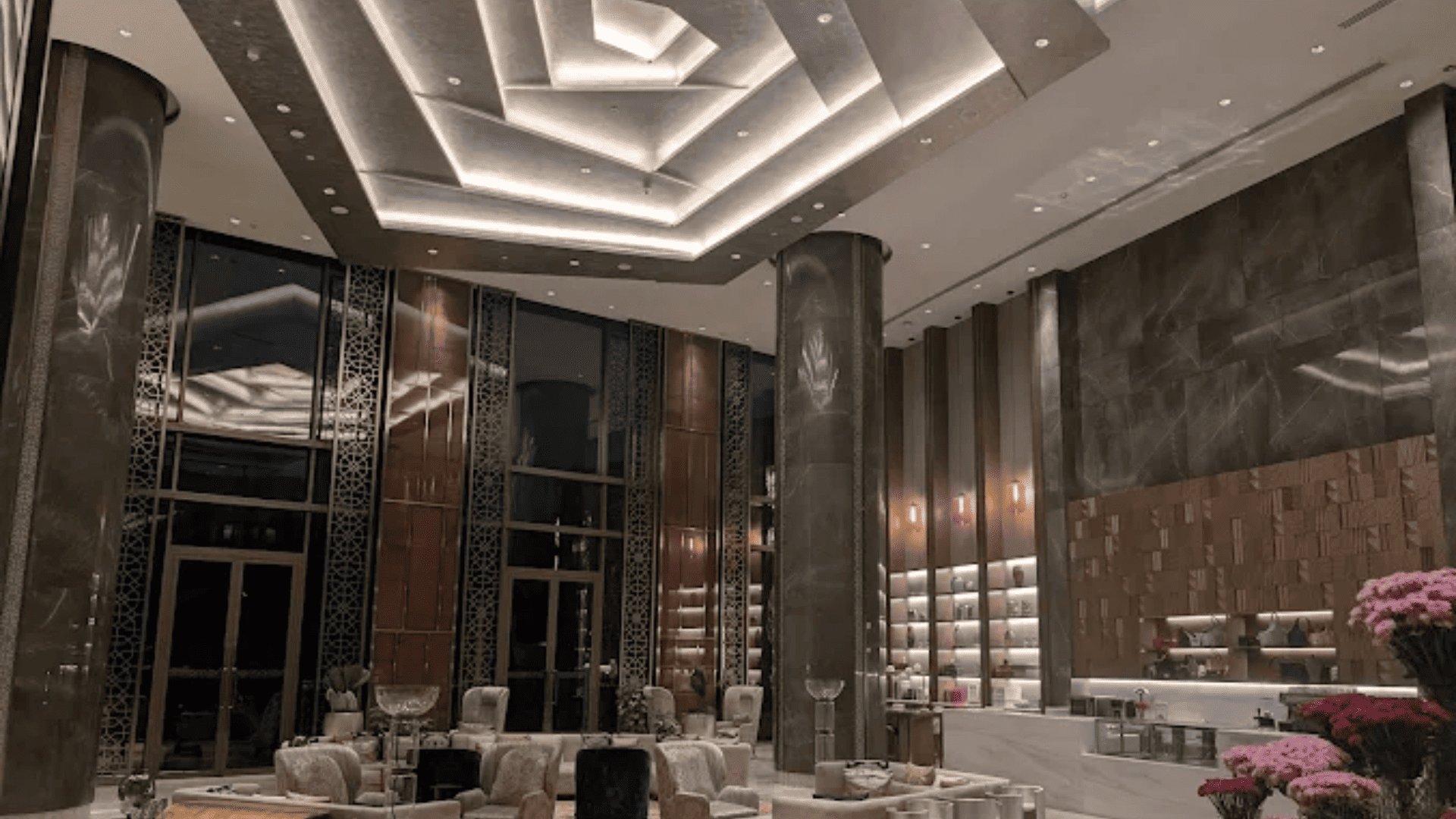 Taj Lakefront Gallery Image